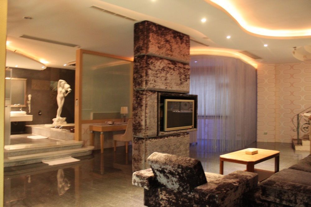 All-Ur Boutique Motel-Jhu Shan Branch Zhushan Exteriör bild
